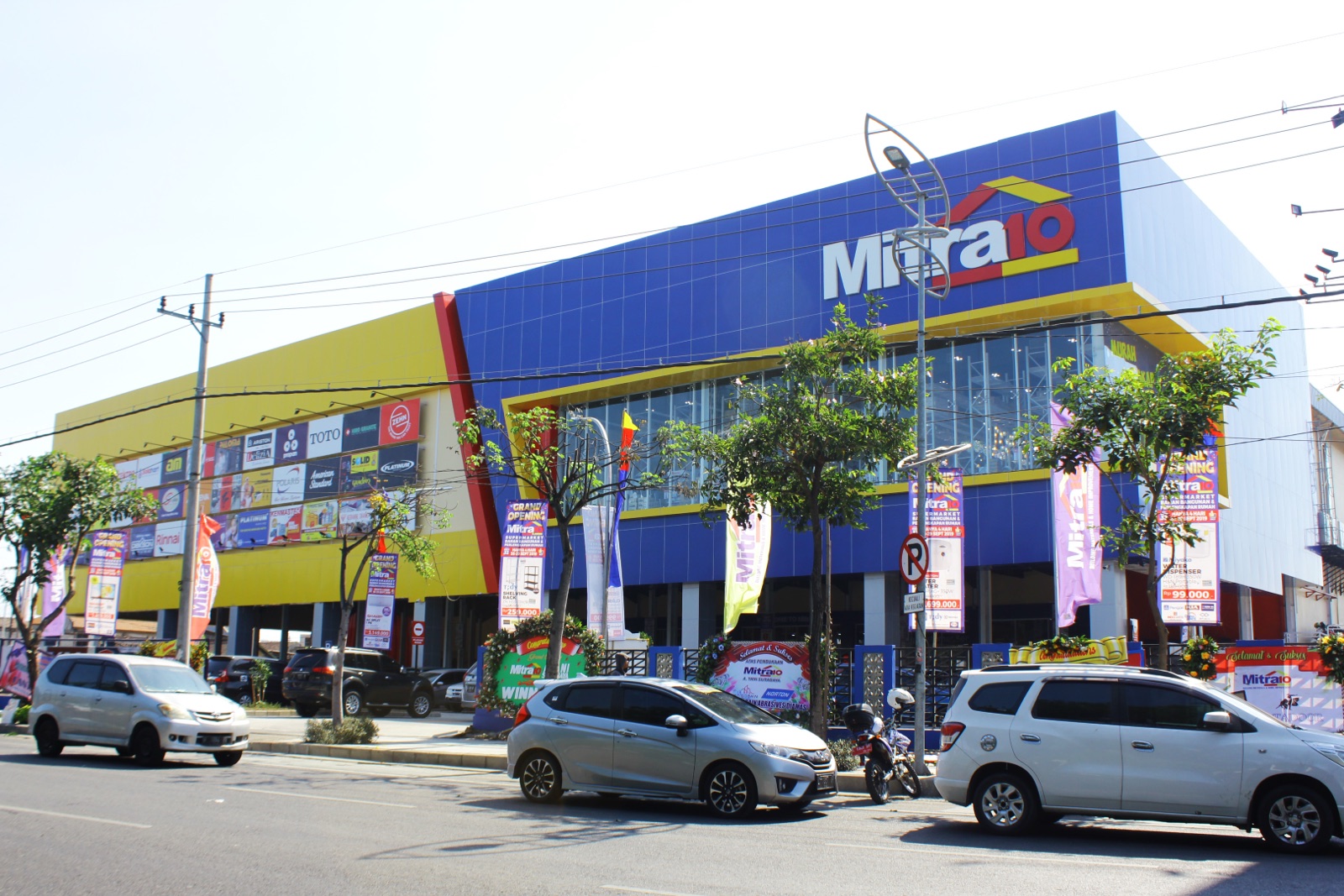 CSA Launched 32nd Mitra10 & First Atria in Surabaya